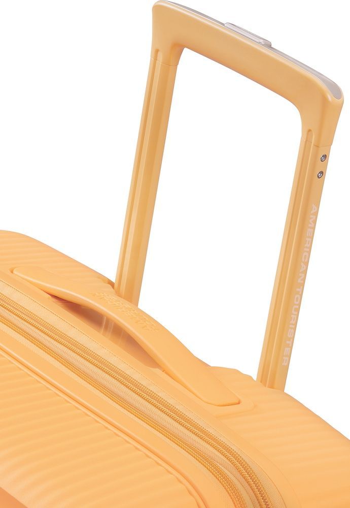 Чемодан American Tourister Soundbox из полипропилена на 4-х колесах 32G*001 Papaya Pop (малый)