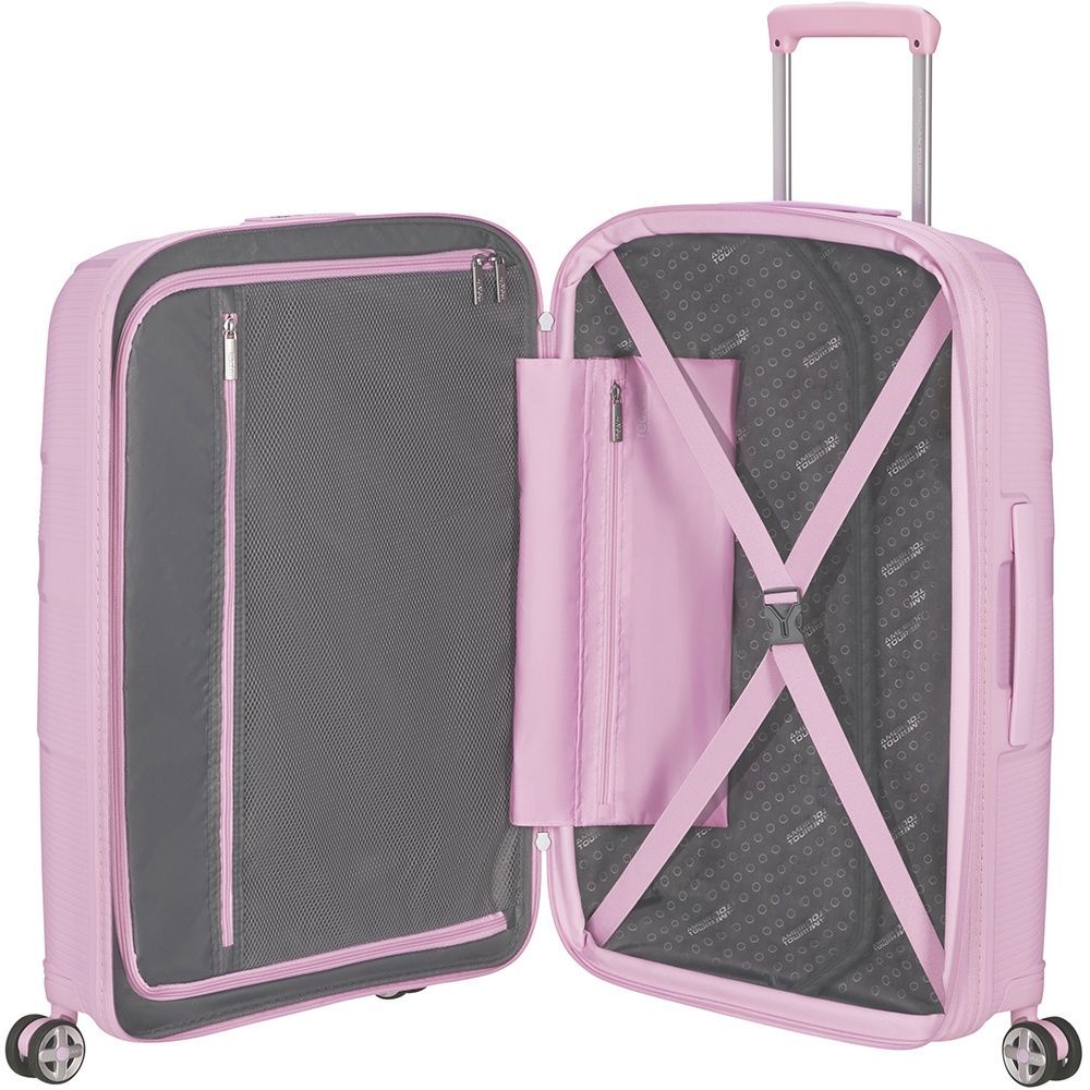 Чемодан American Tourister Starvibe из полипропилена на 4-х колесах MD5*003 Metallic Pastel Lavender (средний)