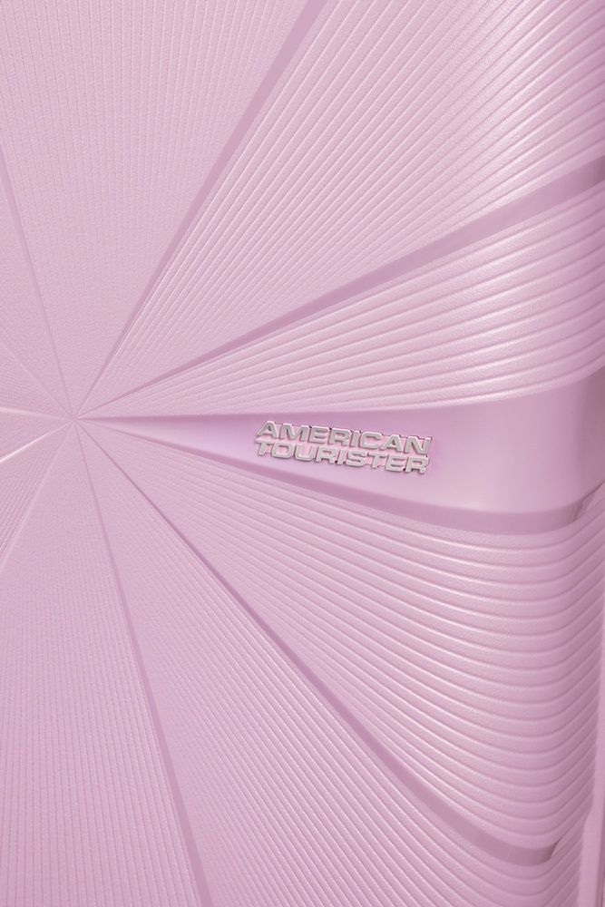 Чемодан American Tourister Starvibe из полипропилена на 4-х колесах MD5*003 Metallic Pastel Lavender (средний)