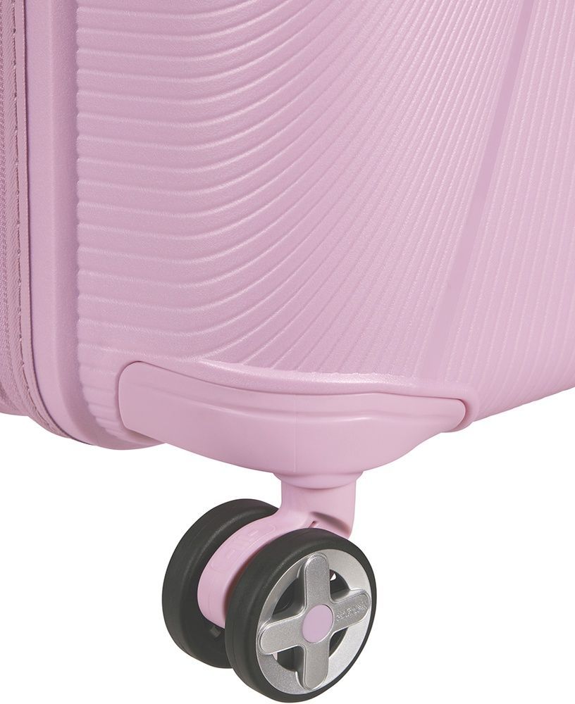 Чемодан American Tourister Starvibe из полипропилена на 4-х колесах MD5*003 Metallic Pastel Lavender (средний)