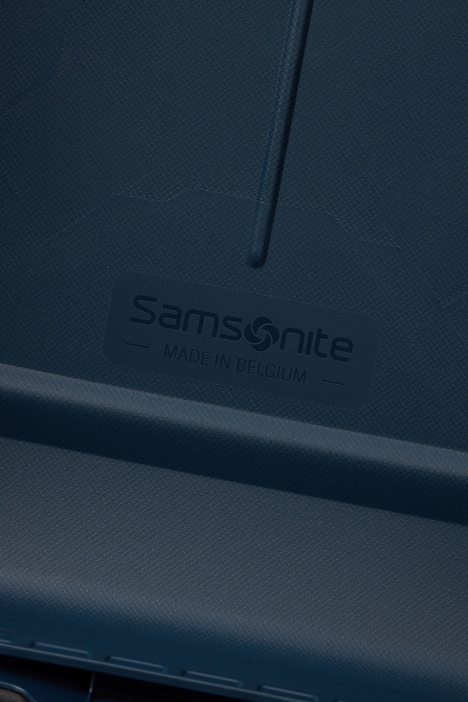 Валіза Samsonite Essens з поліпропілену на 4-х колесах KM0*001 Midnight Blue (мала)