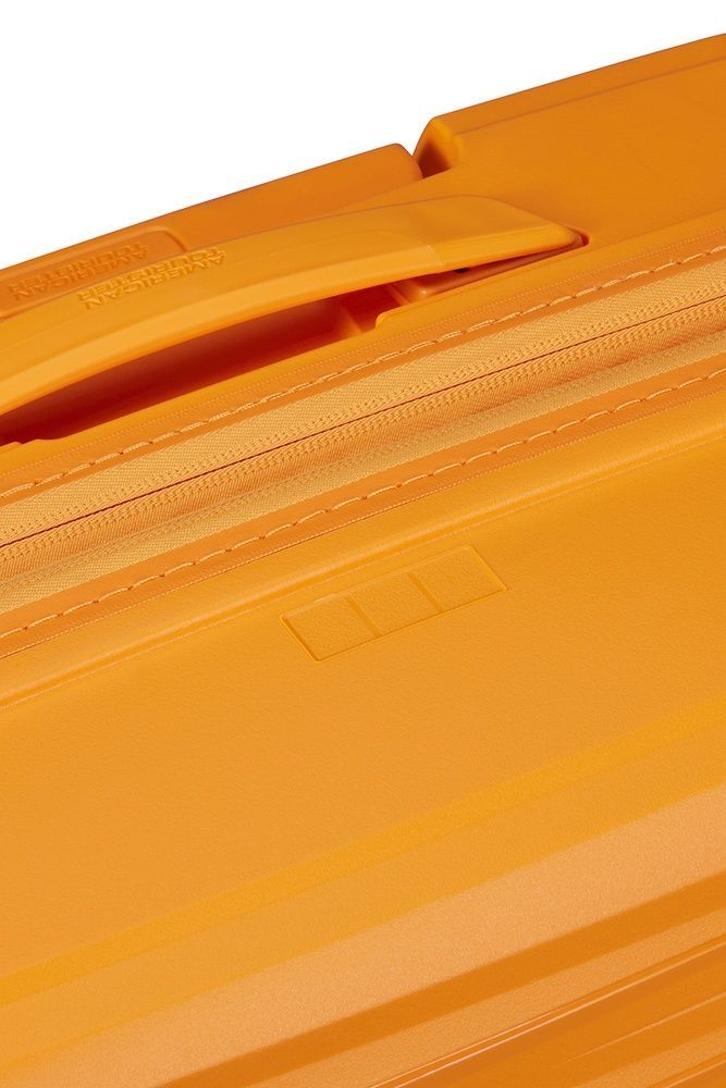 Валіза American Tourister FastForward із поліпропілену на 4-х колесах MI0*003 Radiant Orange (велика)