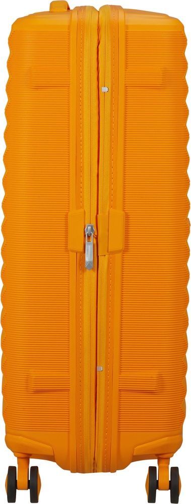 Suitcase American Tourister FastForward made of polypropylene on 4 wheels MI0*002 Radiant Orange (medium)