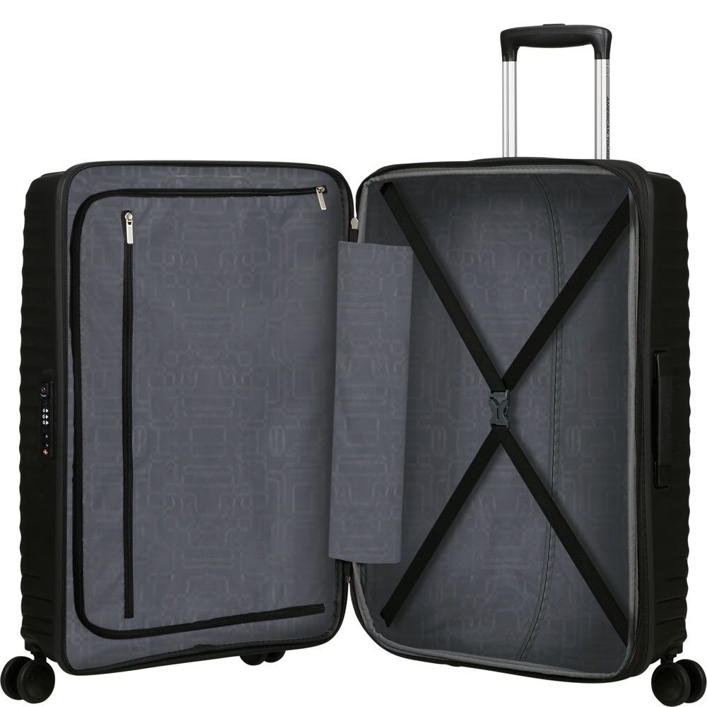 Чемодан American Tourister Diablast на 4-х колесах из полипропилена MK2*002;09 Black Code (средний)
