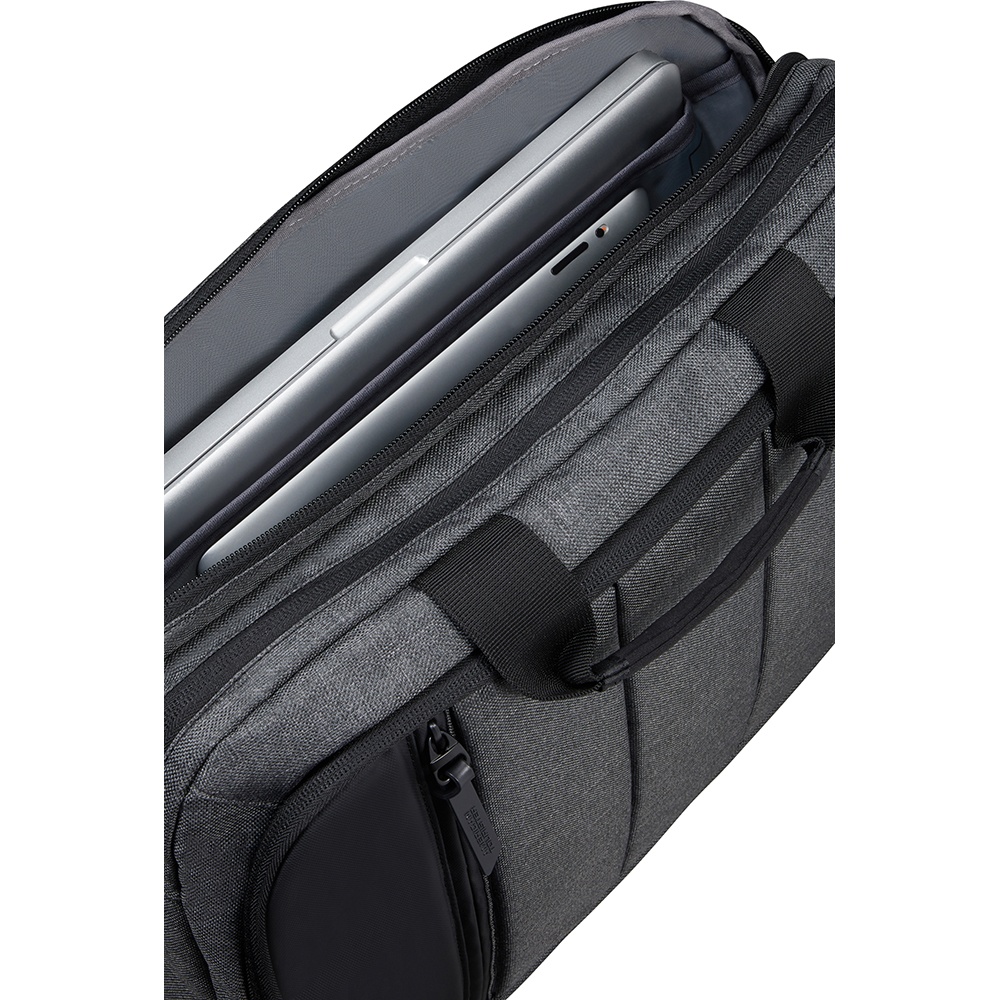 Casual bag with a compartment for a laptop up to 15.6" American Tourister StreetHero ME2*004 Grey Melange