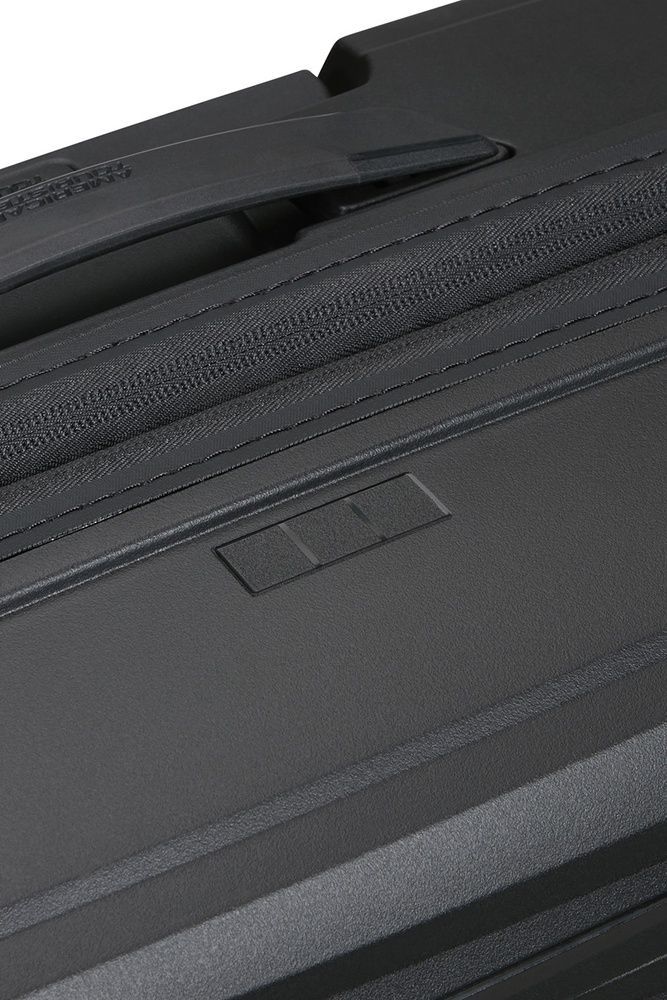 Чемодан American Tourister FastForward из полипропилена на 4-х колесах MI0*003 Flash Black (большой)