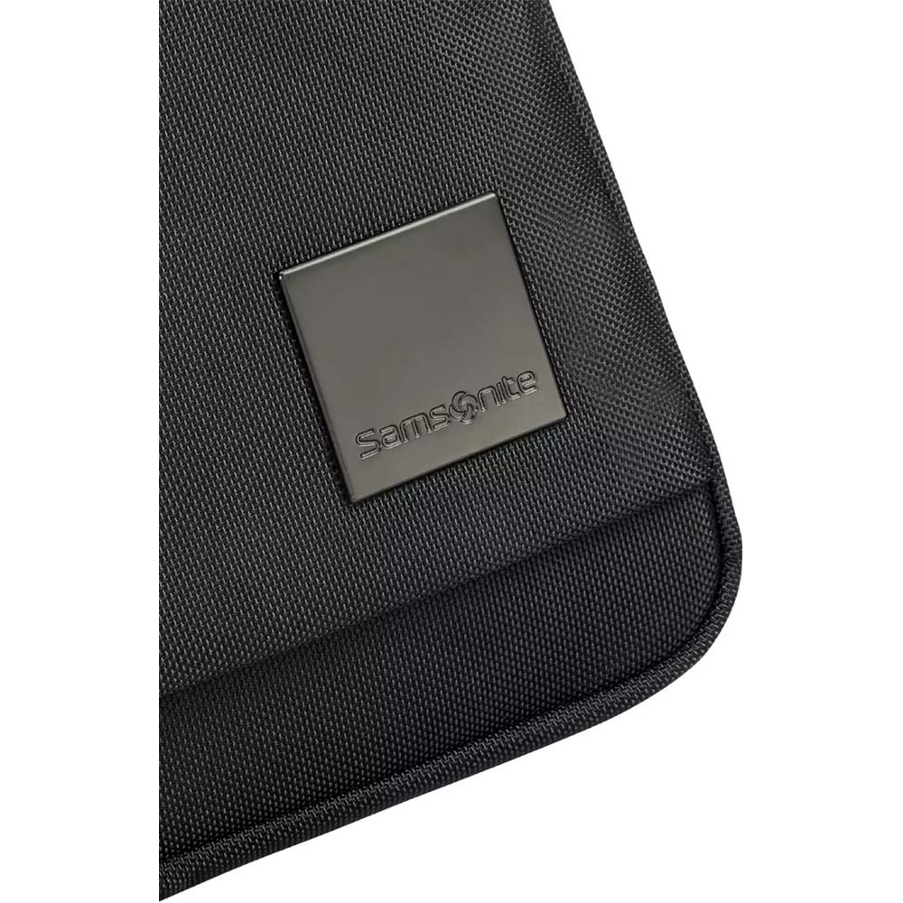 Повсякденна сумка Samsonite Hip-Square Crossover S 7,9" CC5*001 Black
