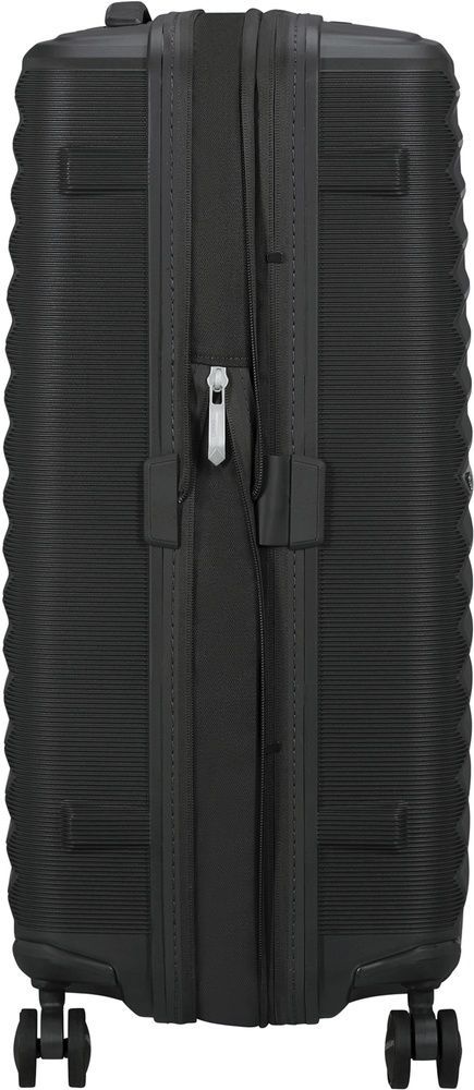 Чемодан American Tourister FastForward из полипропилена на 4-х колесах MI0*002 Flash Black (средний)