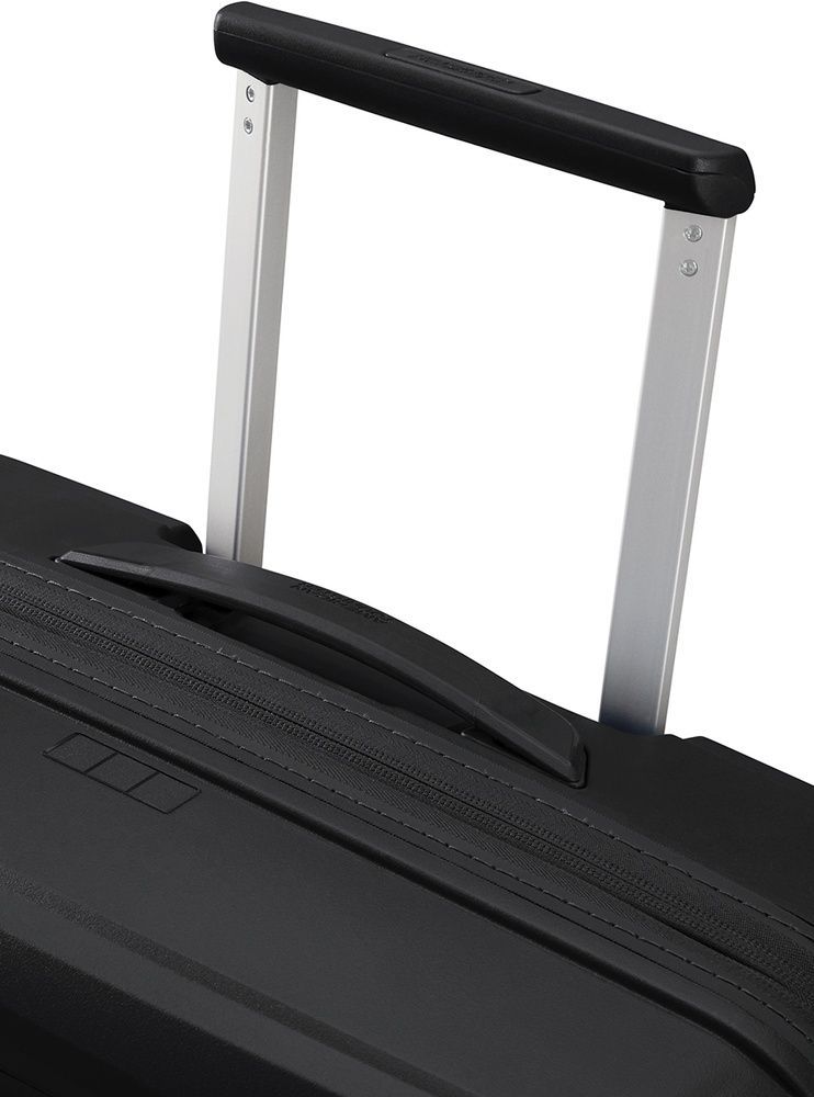 Чемодан American Tourister FastForward из полипропилена на 4-х колесах MI0*002 Flash Black (средний)