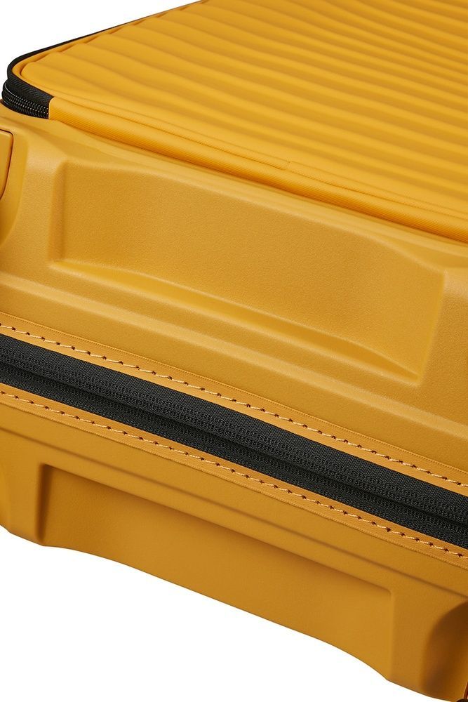 Валіза Samsonite Upscape з відділенням для ноутбука до 15,6" із поліпропілену на 4-х колесах KJ1*007 Yellow (мала)