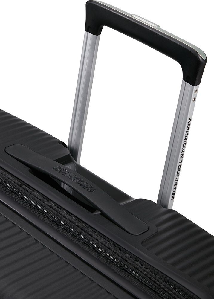 Suitcase American Tourister Soundbox made of polypropylene on 4 wheels 32G*009; Bass Black (extra large)