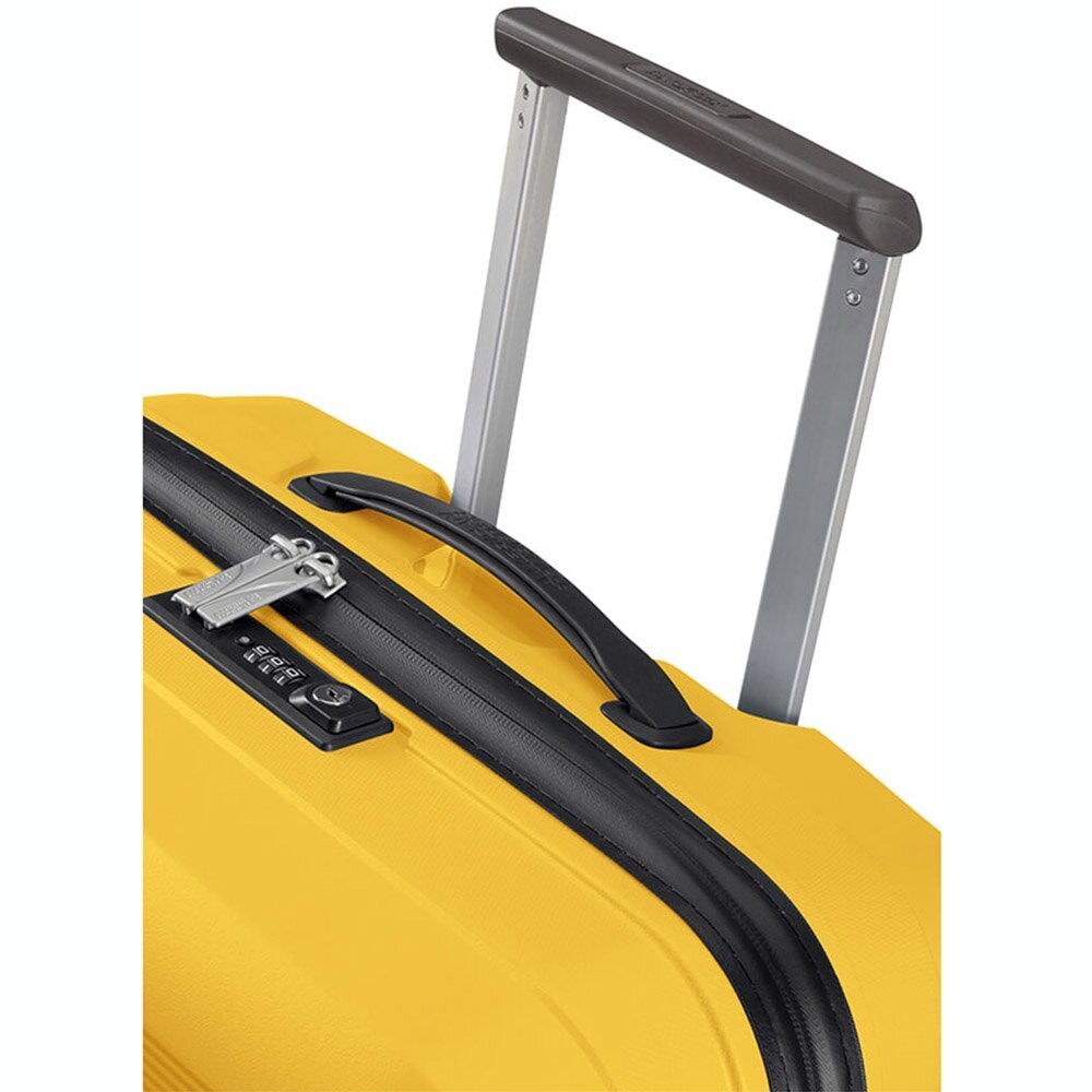 Ultralight suitcase American Tourister Airconic made of polypropylene on 4 wheels 88G * 002 Lemondrop (medium)