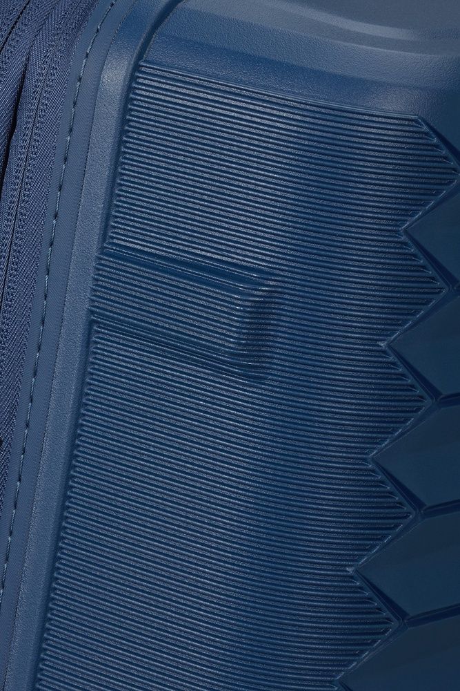 Чемодан American Tourister FastForward из полипропилена на 4-х колесах MI0*002 Navy Blue (средний)