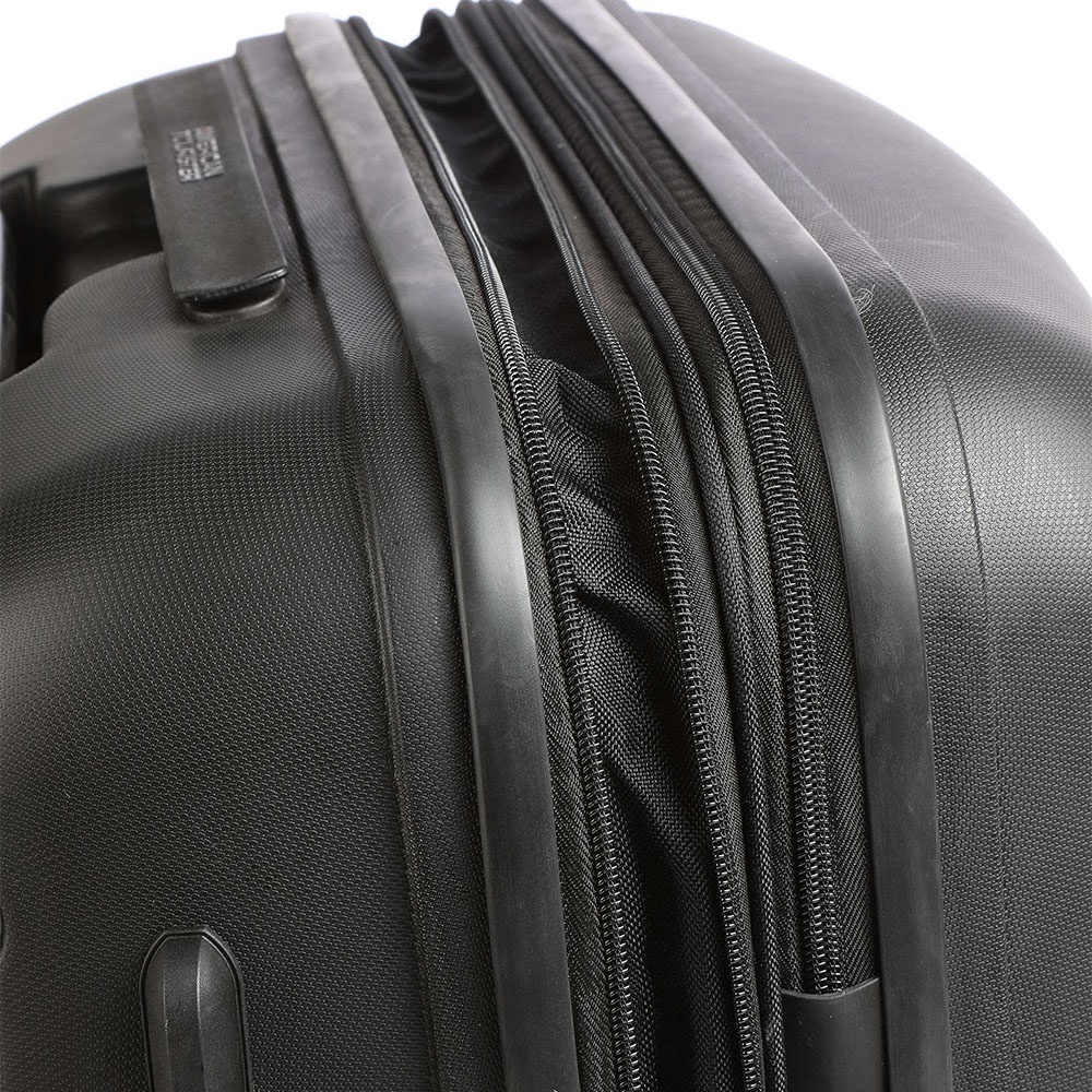 Suitcase American Tourister Bon Air DLX made of polypropylene on 4 wheels MB2*002 Black (medium)