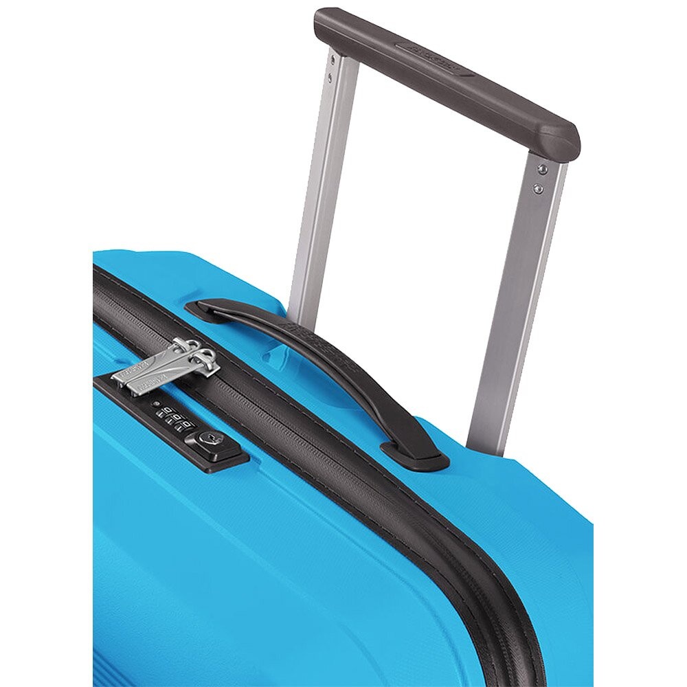 Ультралегка валіза American Tourister Airconic із поліпропілену 4-х колесах 88G*002 Sporty Blue (середня)