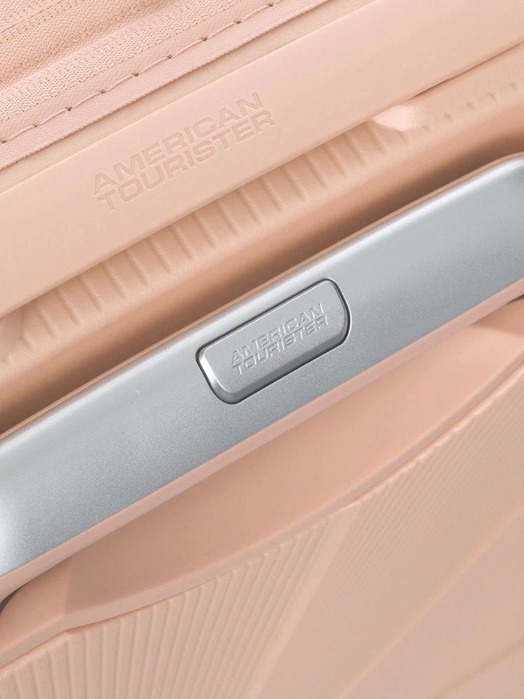 Валіза American Tourister Starvibe із поліпропілену на 4-х колесах MD5*002 Metallic Peach (мала)
