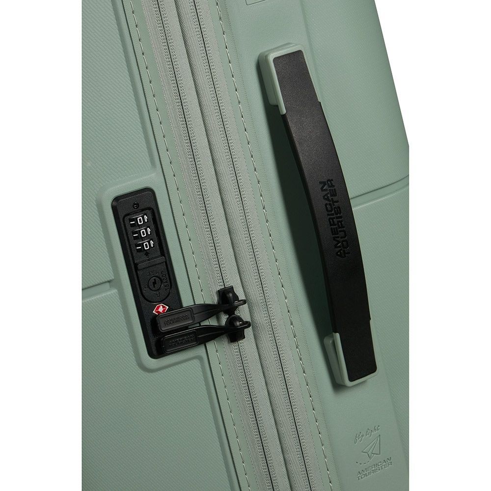 Suitcase American Tourister Dashpop made of polypropylene on 4 wheels MG5*002;04 Iceberg Green (medium)