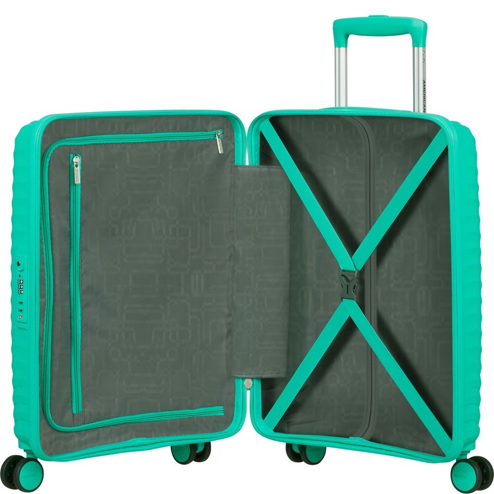 Валіза American Tourister Diablast на 4-х колесах з поліпропілену MK2*001;11 Cyber Aqua (мала)