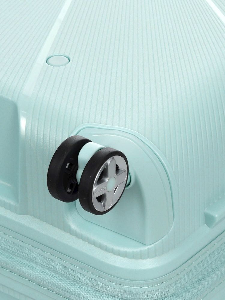 Чемодан American Tourister Starvibe из полипропилена на 4-х колесах MD5*004 Metallic Surf Blue (большой)