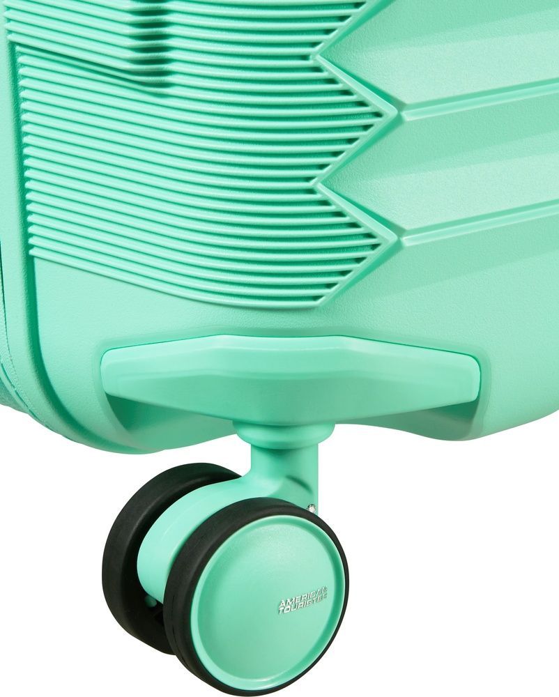 Валіза American Tourister FastForward із поліпропілену на 4-х колесах MI0*002 Jelly Mint (середня)