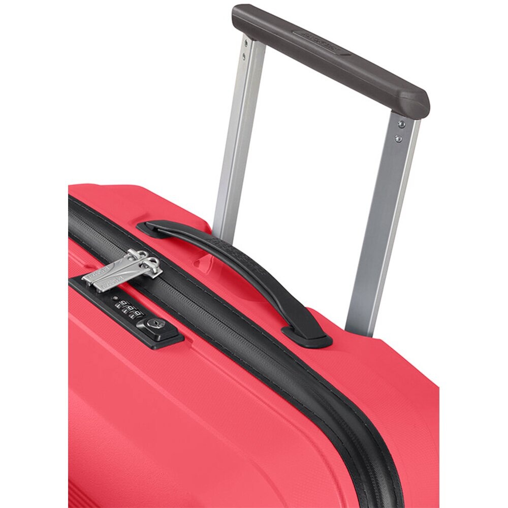 Ультралёгкий чемодан American Tourister Airconic из полипропилена на 4-х колесах 88G*003 Paradise Pink (большой)