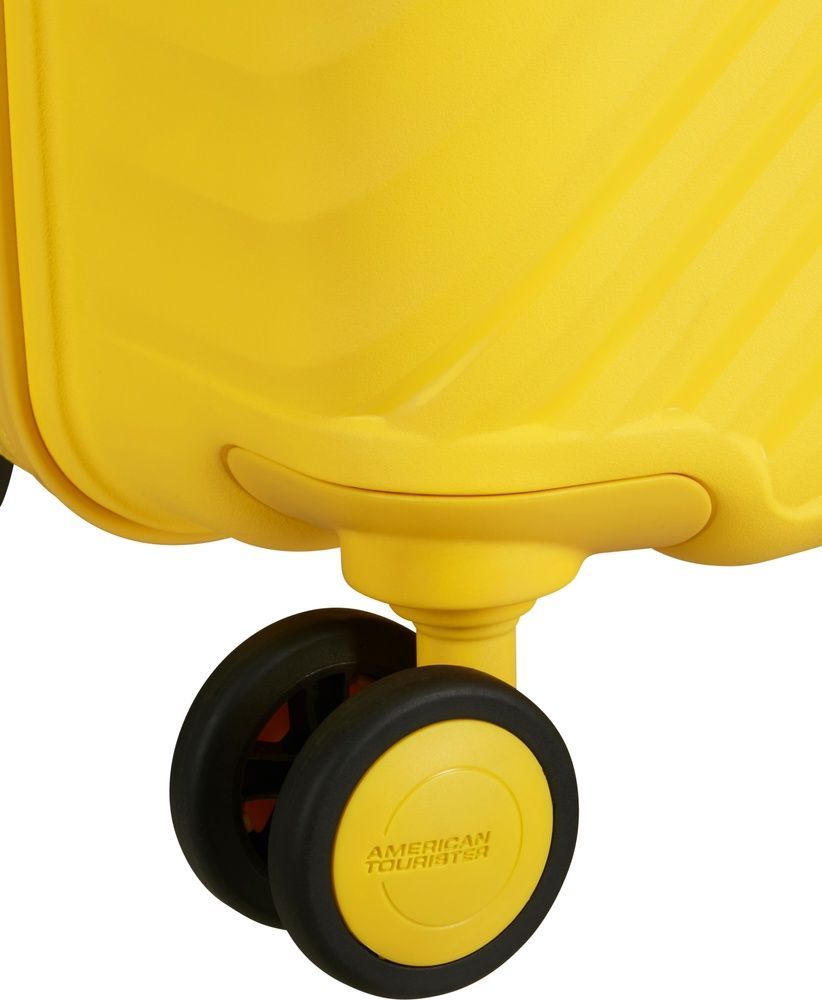 Чемодан American Tourister Diablast на 4-х колесах из полипропилена MK2*002;06 Digital Yellow (средний)