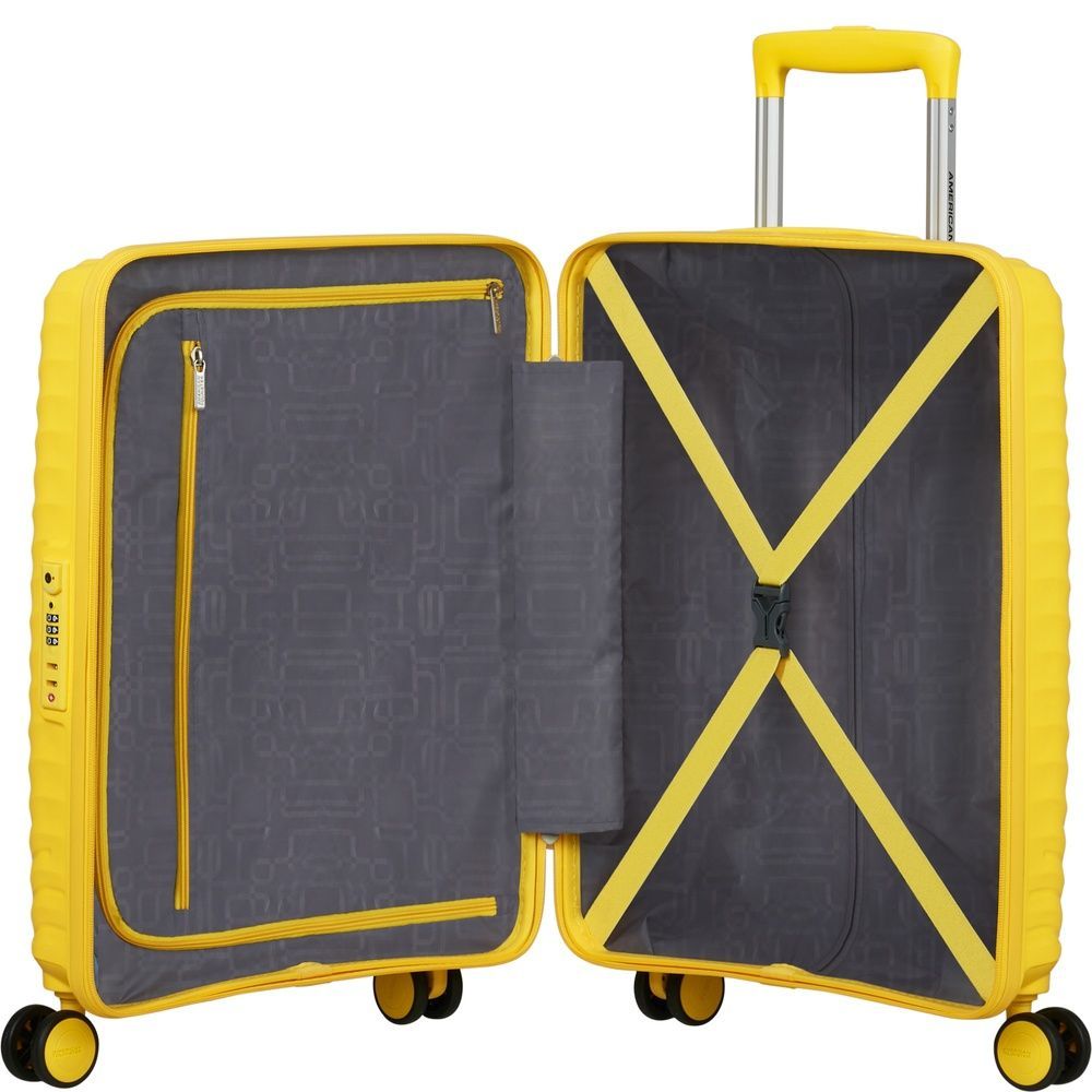 Валіза American Tourister Diablast на 4-х колесах з поліпропілену MK2*001;06 Digital Yellow (мала)