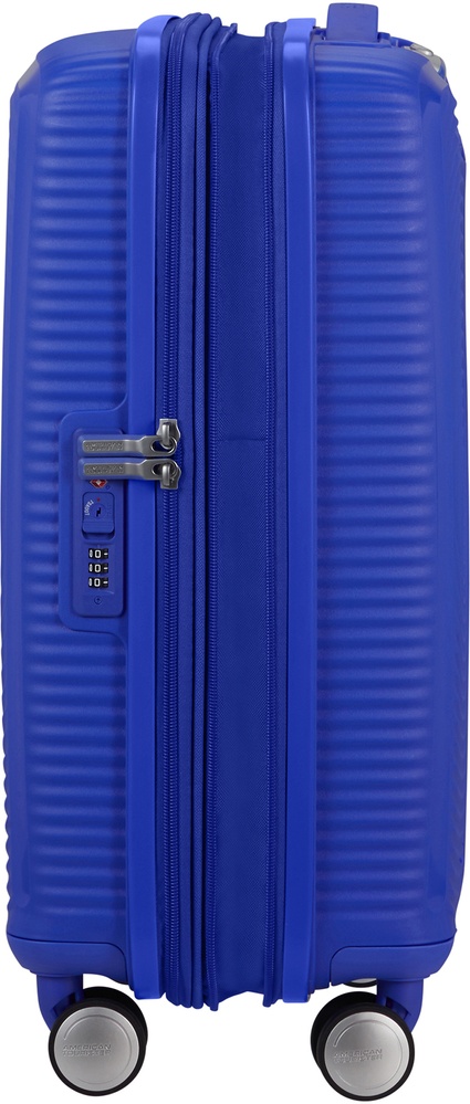 Чемодан American Tourister Soundbox из полипропилена на 4-х колесах 32G*001 (малый)