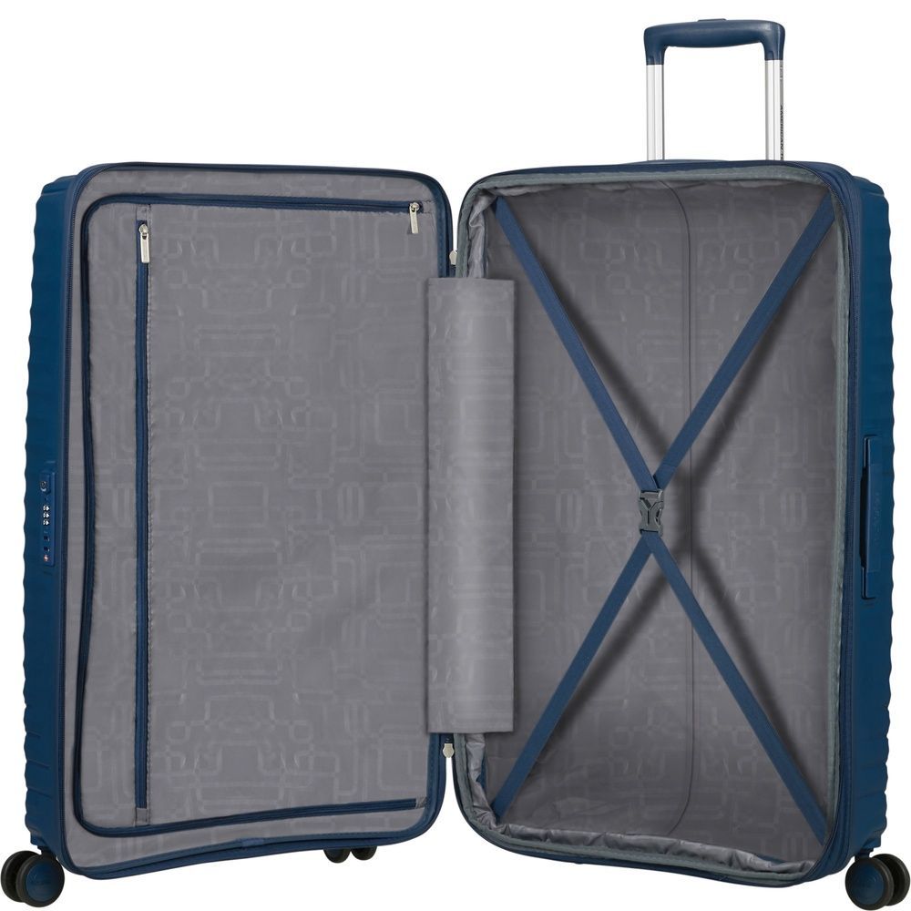 Suitcase American Tourister Diablast on 4 wheels made of polypropylene MK2*003;01 Darkwave Blue (large)