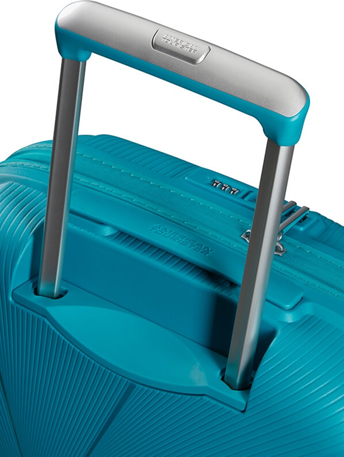 Ультралегкий чемодан American Tourister Starvibe из полипропилена на 4-х колесах MD5*002 Verdigris (малый)