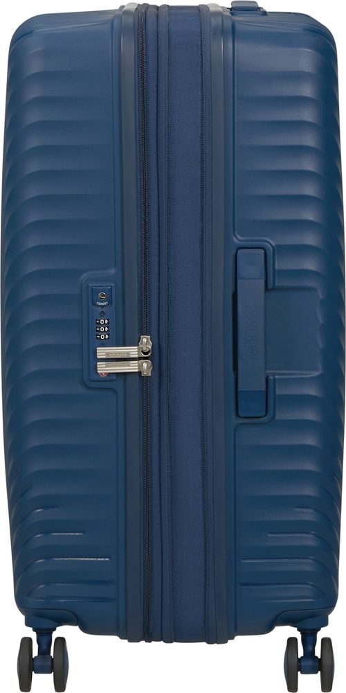 Suitcase American Tourister Diablast on 4 wheels made of polypropylene MK2*002;01 Darkwave Blue (medium)