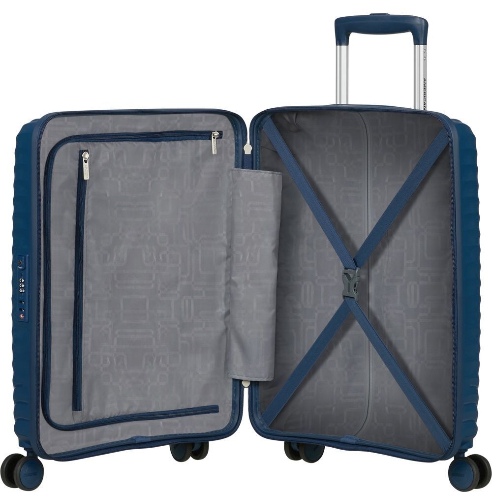 Валіза American Tourister Diablast на 4-х колесах з поліпропілену MK2*001;01 Darkwave Blue (мала)