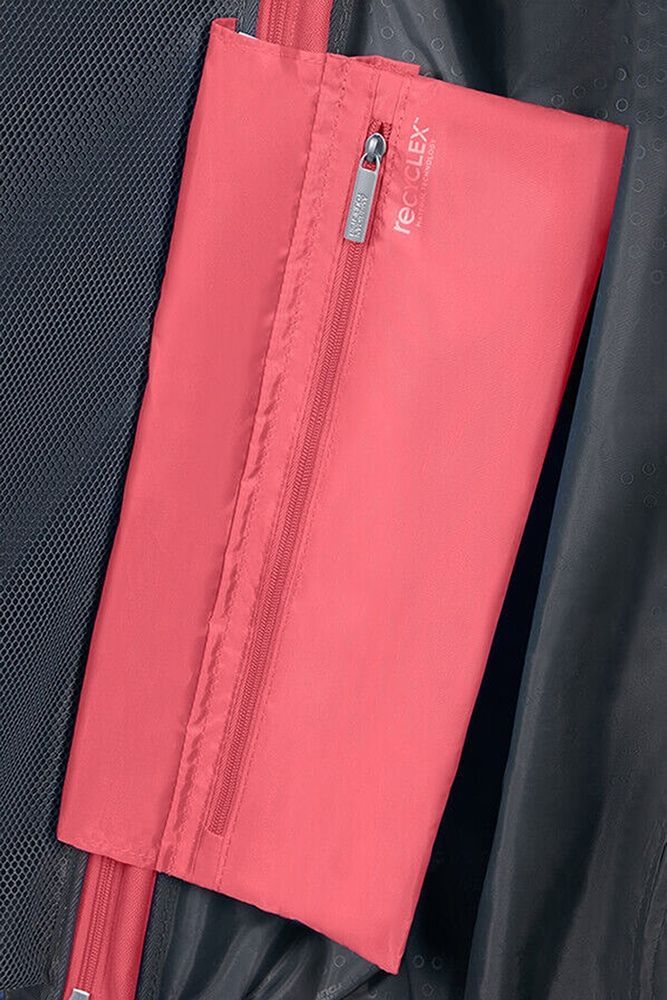 Ультралегка валіза American Tourister Starvibe із поліпропилена на 4-х колесах MD5*003 Sun Kissed Coral (середня)
