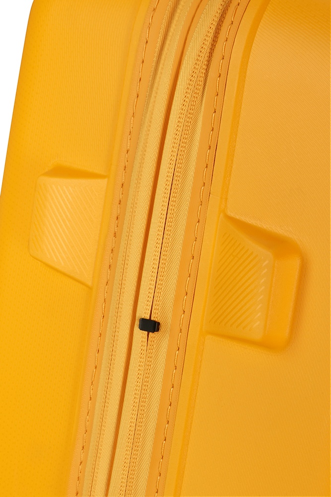 American Tourister Dashpop polypropylene suitcase on 4 wheels MG5*002;56 Golden Yellow (medium)