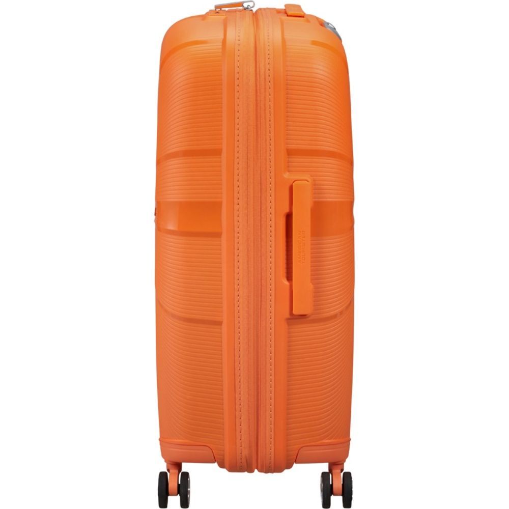 Ультралегка валіза American Tourister Starvibe із поліпропилена на 4-х колесах MD5*003 Papaya Smoothie (середня)