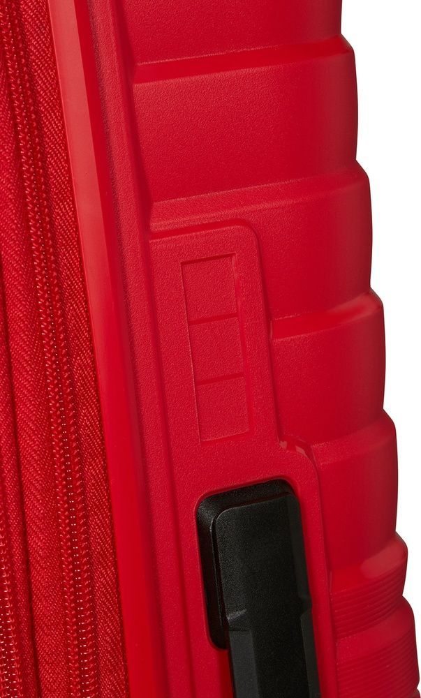 Чемодан American Tourister Flytwist из полипропилена на 4-х колесах MI1*002 True Red (средний)