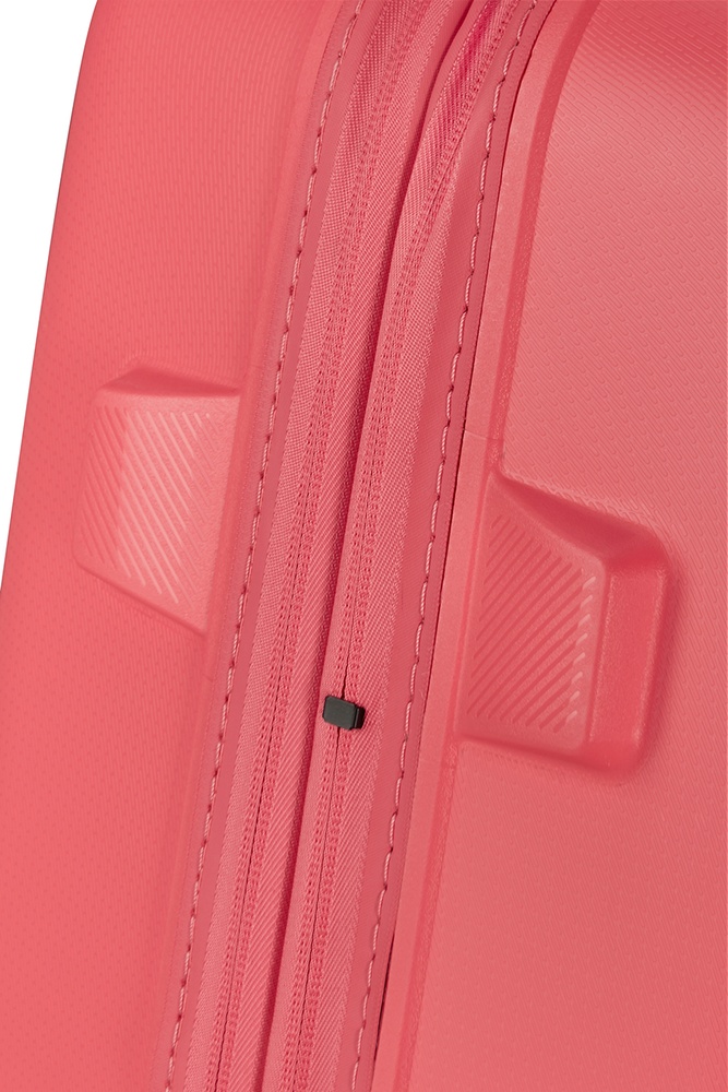 Чемодан American Tourister Dashpop из полипропилена на 4-х колесах MG5*002;90 Sugar Pink (средний)