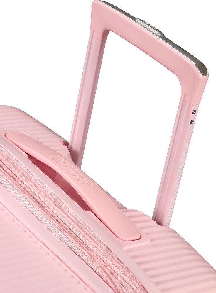 Чемодан American Tourister Soundbox из полипропилена на 4-х колесах 32G*002 Pastel Pink (средний)