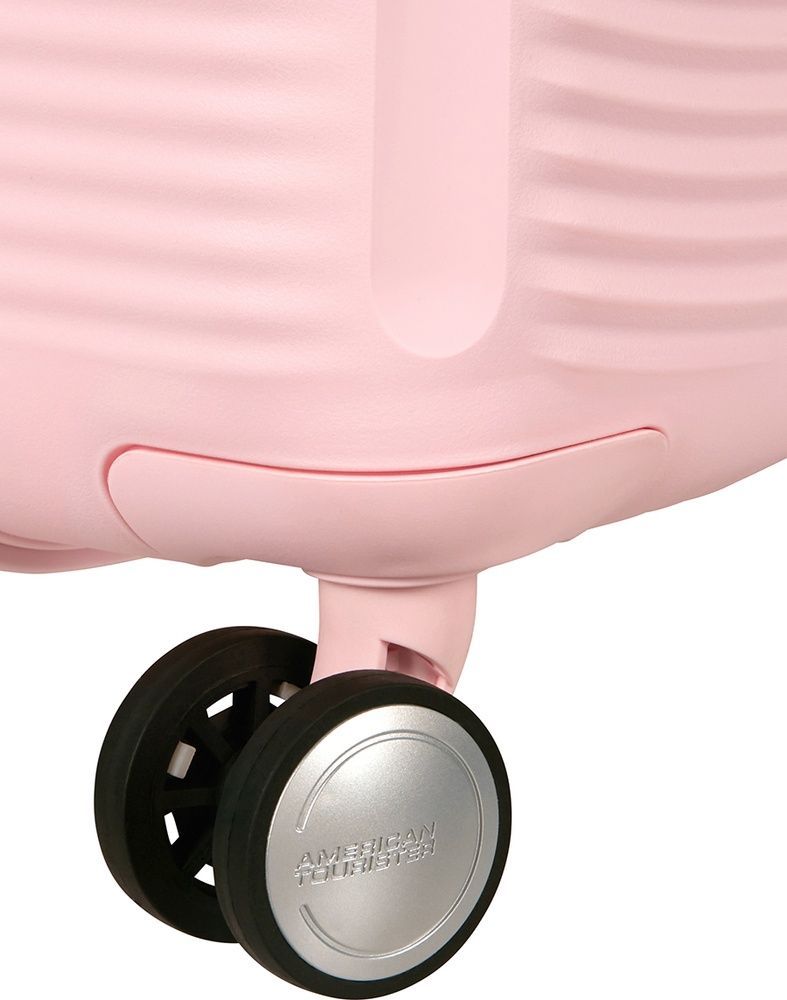 Чемодан American Tourister Soundbox из полипропилена на 4-х колесах 32G*002 Pastel Pink (средний)