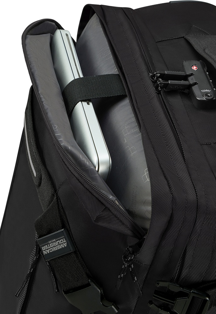 Рюкзак на колесах American Tourister Urban Track з відділенням для ноутбуку до 15,6" MD1*007 Asphalt Black