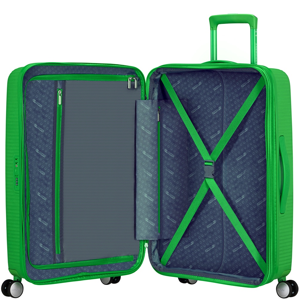 Чемодан American Tourister Soundbox из полипропилена на 4-х колесах 32G*002 (средний)