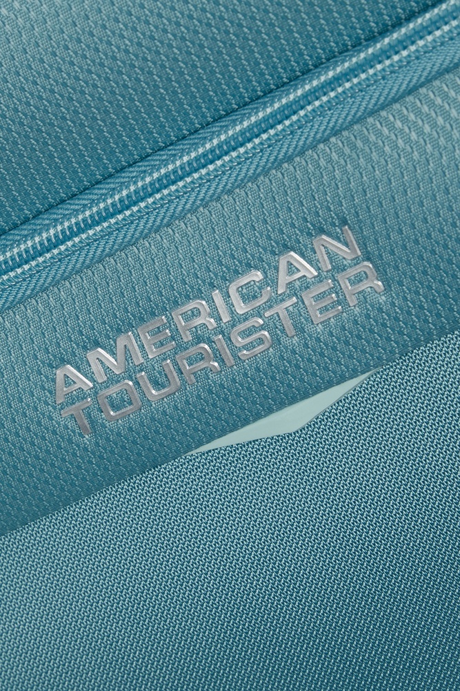 Чемодан American Tourister Summerride текстильный на 4-х колесах ME7*005;01 Breeze Blue (средний)