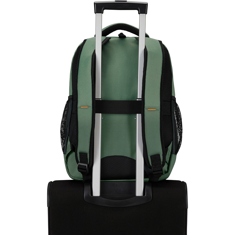 Casual backpack for laptop up to 15.6'' American Tourister Urban Groove Slim 24G*044 Urban Green